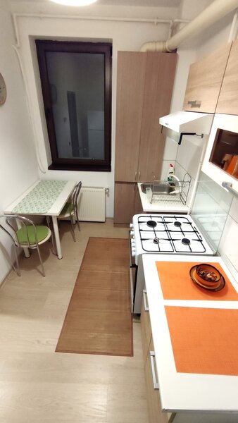 Gorjului Particular  bloc nou, in apropiere de metrou Gorjului, centrala